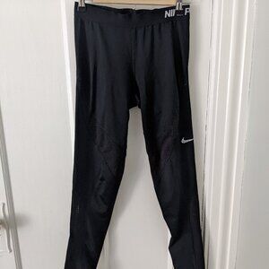 Black Nike Pro Leggings